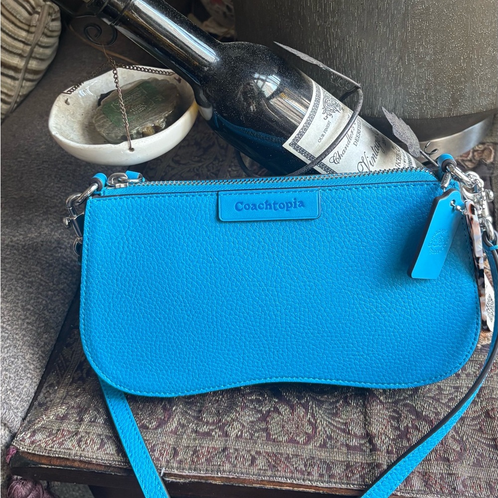 Authentic CoachTopia Orange Leather zip curved Shoulder Bag